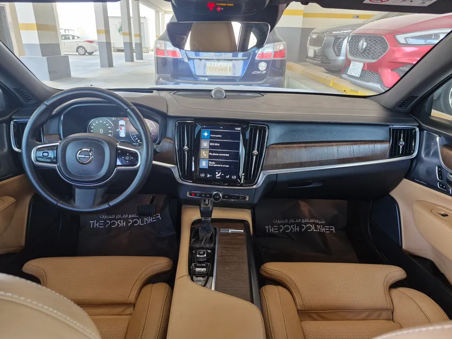 2021 Volvo S90  