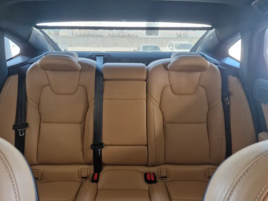 2021 Volvo S90  