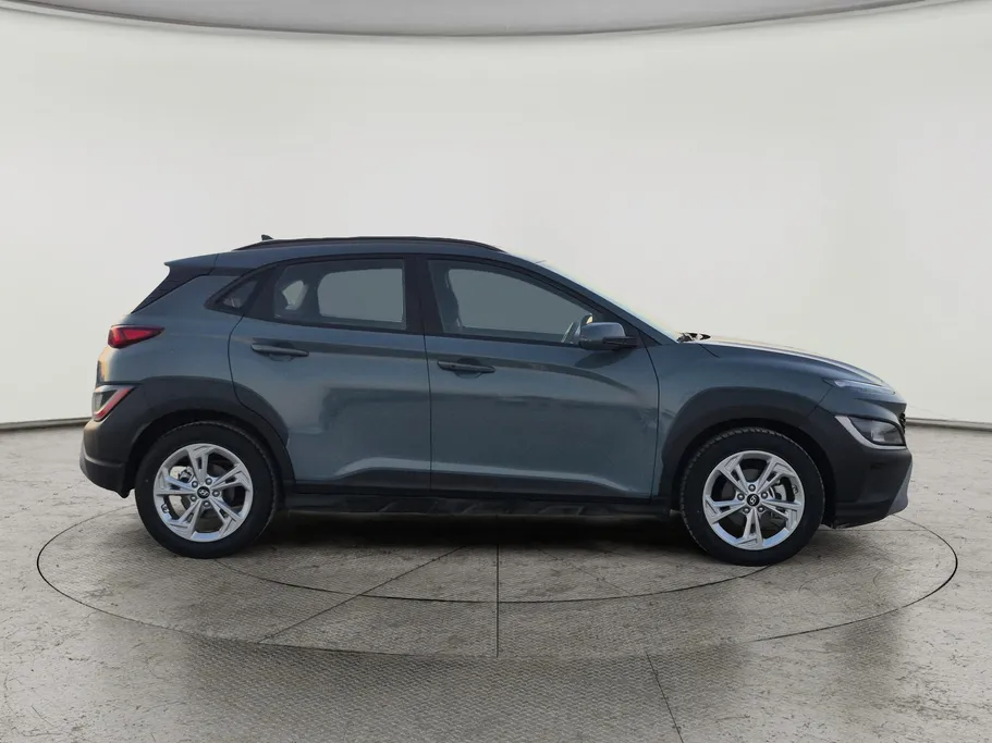 2022 Hyundai Kona SMART 