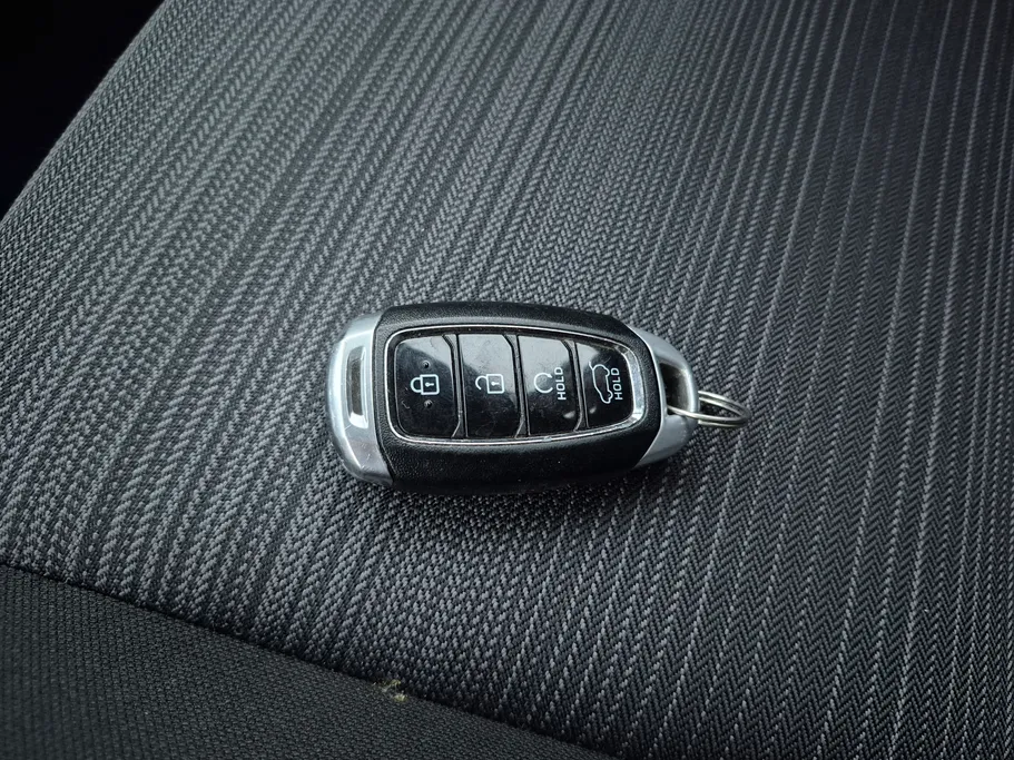 2022 Hyundai Kona SMART 
