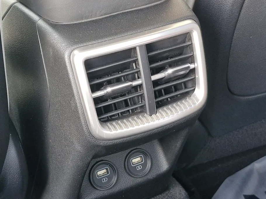 2023 Kia K5 LX 