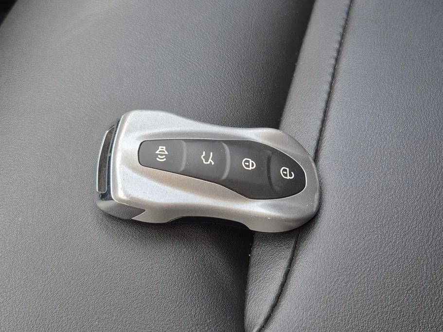2022 Geely TUGELLA GF 