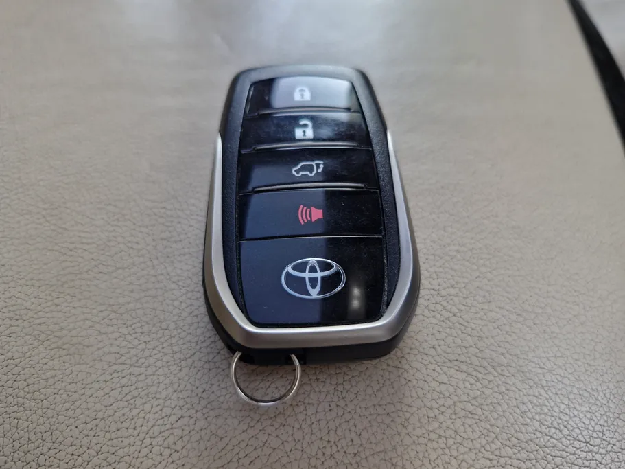 2020 Toyota Land Cruiser GXR 