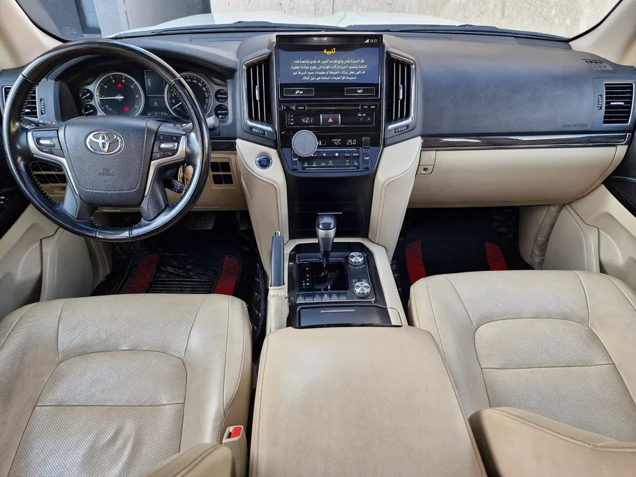 2020 Toyota Land Cruiser GXR 