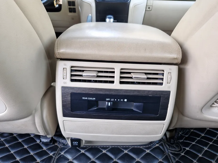 2020 Toyota Land Cruiser GXR 
