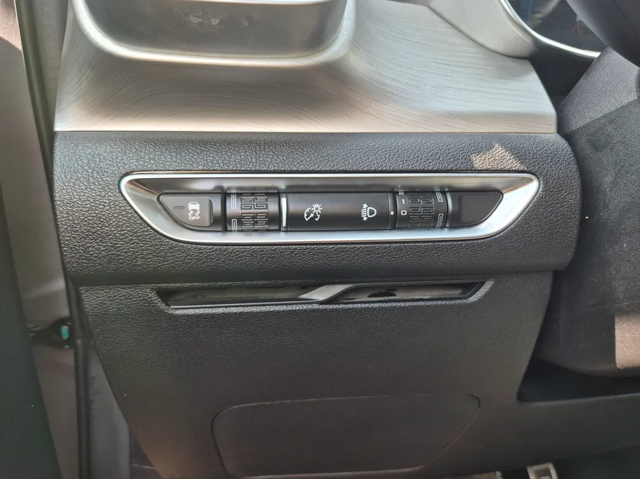 2022 Geely Coolray Luxury GF 