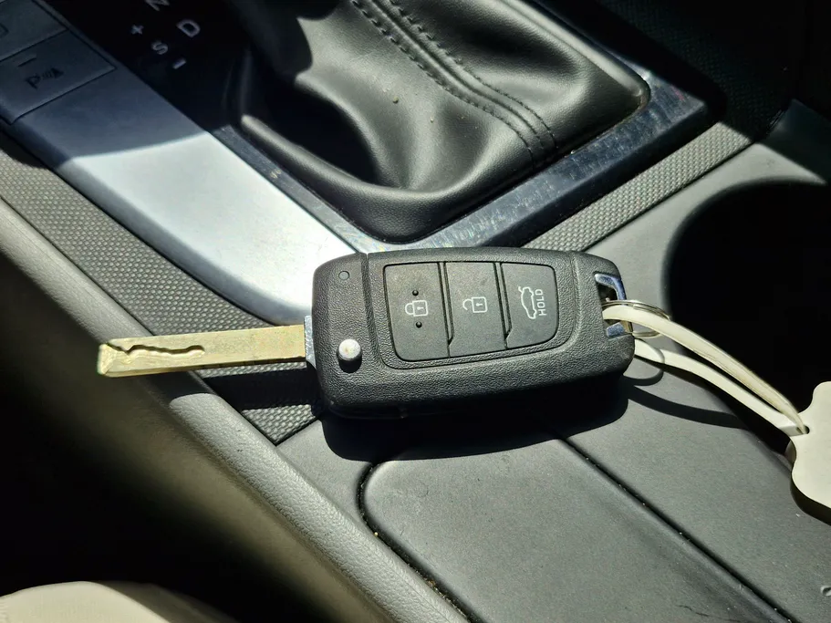 2024 Hyundai Elantra Smart 