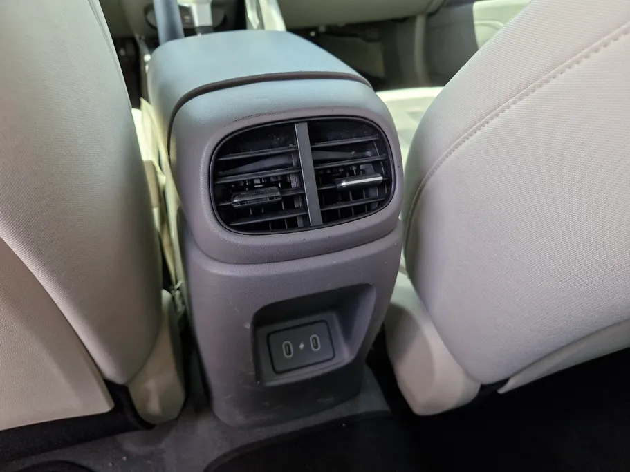 2024 Hyundai Elantra Smart 