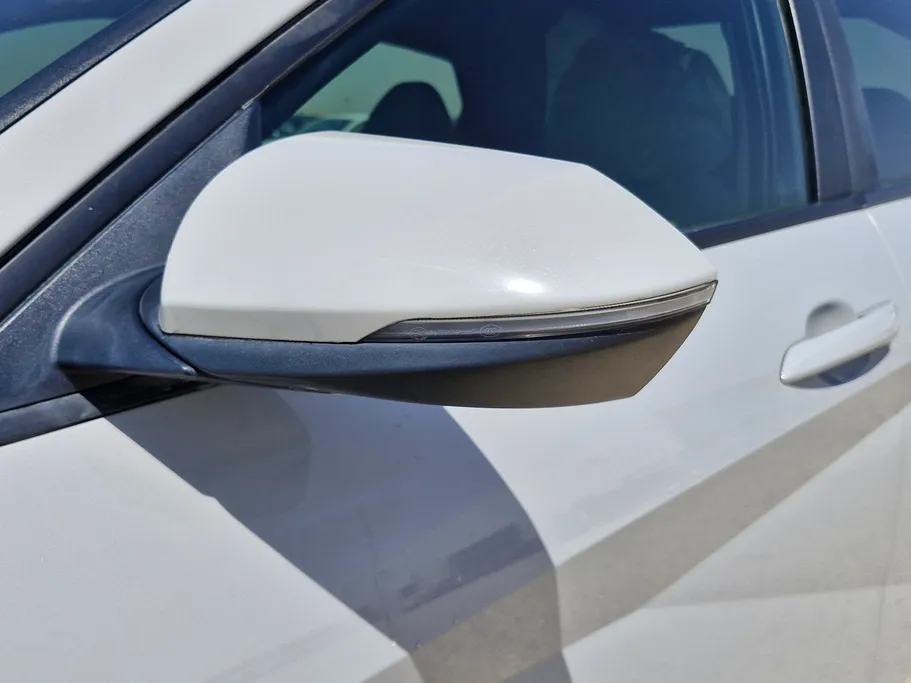 2024 Hyundai Elantra Smart 