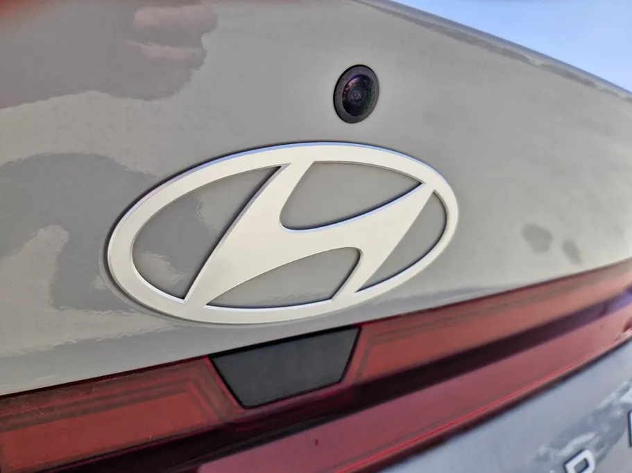 2024 Hyundai Elantra Smart 