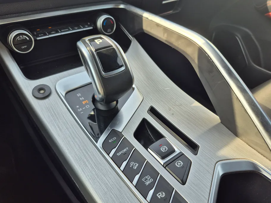 2022 Geely Coolray Luxury GF 