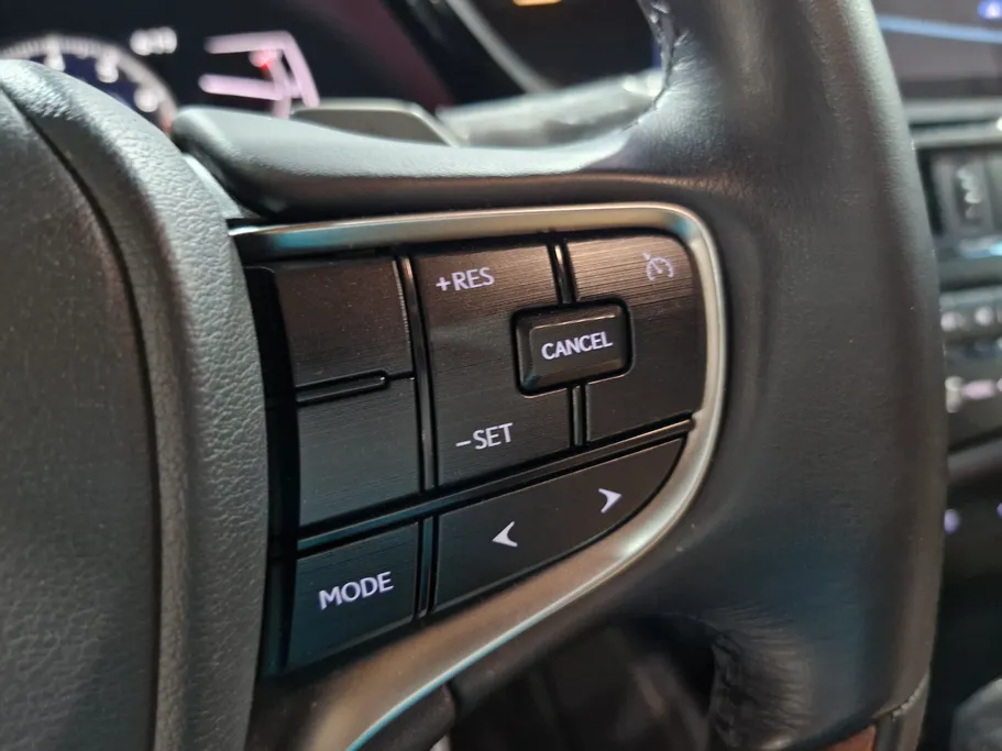 2024 Lexus ES 350 
