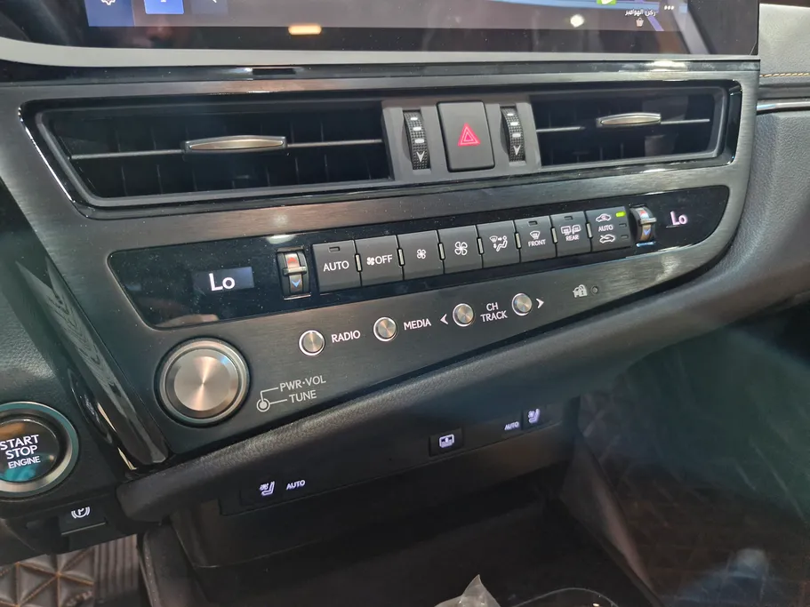 2024 Lexus ES 350 