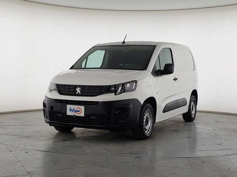2022 Peugeot Partner Short van 