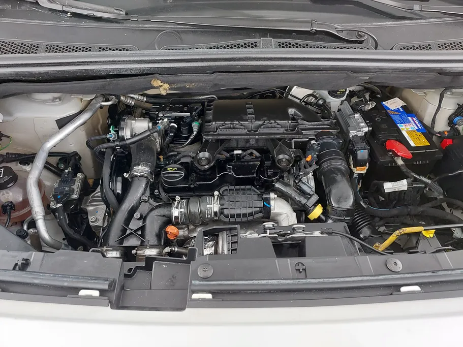 2022 Peugeot Partner Short van 