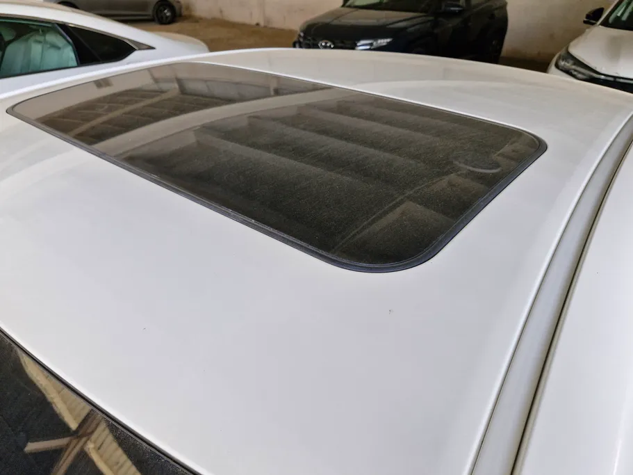 2022 Lexus ES 300 H 