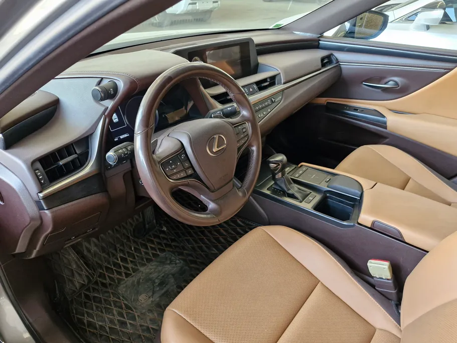 لكزس ES 250 AA Elegant 2021 