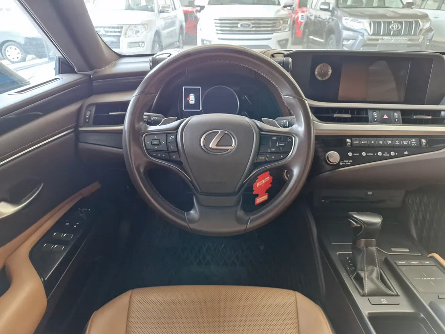 لكزس ES 250 AA Elegant 2021 