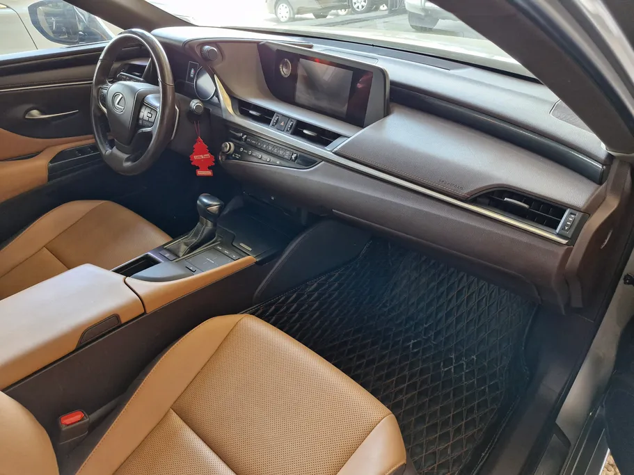 لكزس ES 250 AA Elegant 2021 