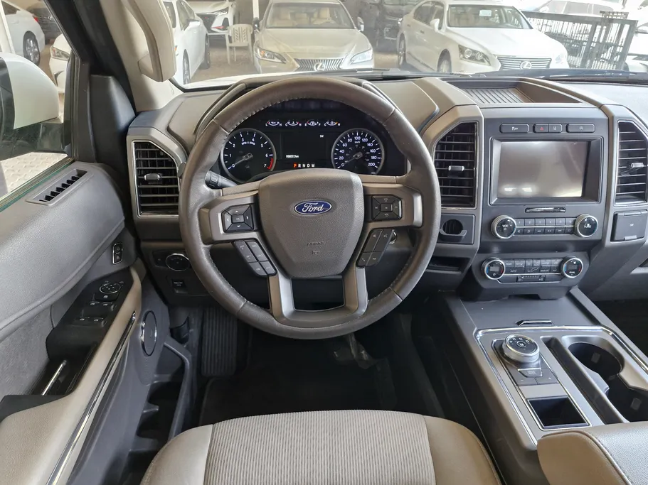 2020 Ford Expedition XLT 