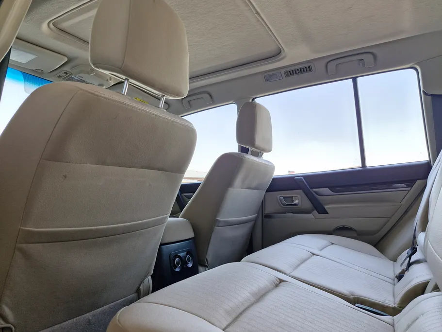 2022 Mitsubishi Pajero GLS 5Doors 