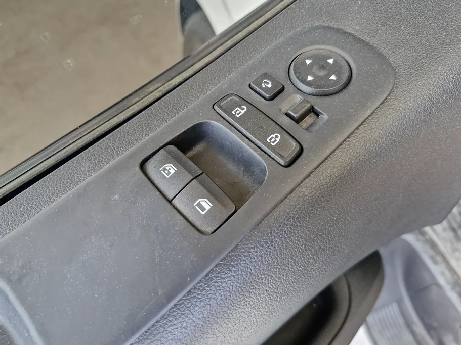 2023 Hyundai Staria Smart 11 ST 
