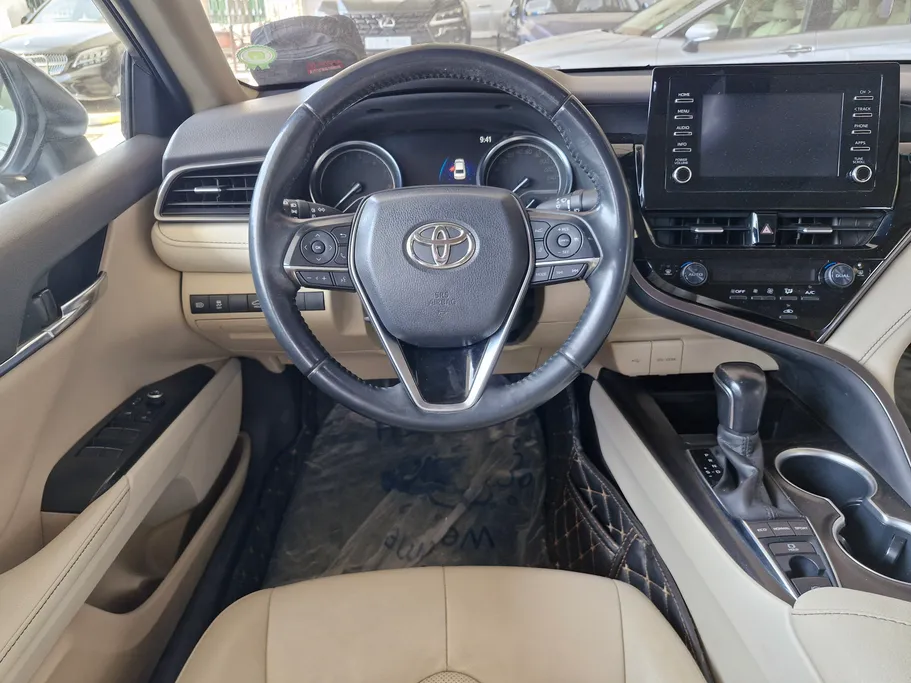 2022 Toyota Camry  Limited 