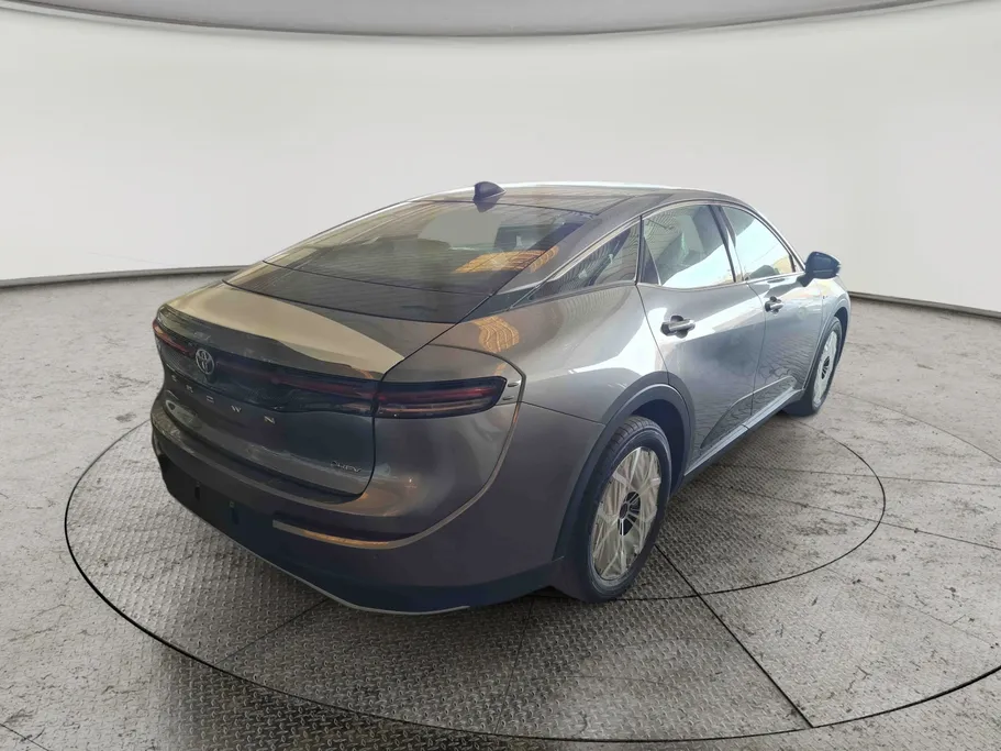 2026 Toyota Crown Prestige 