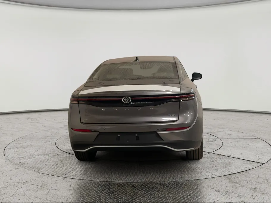 2026 Toyota Crown Prestige 