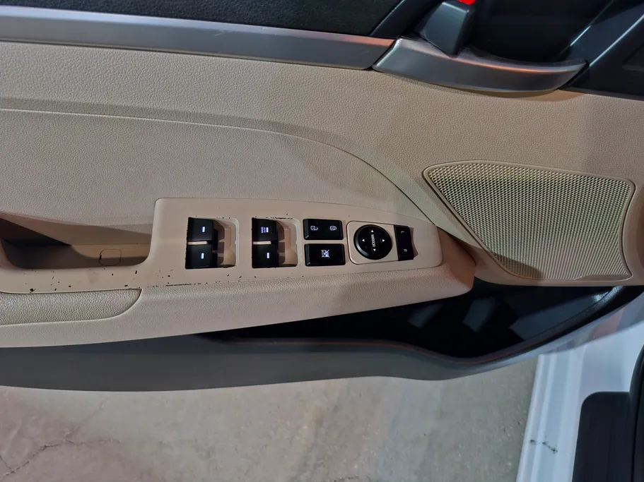 2020 Hyundai Elantra GL 