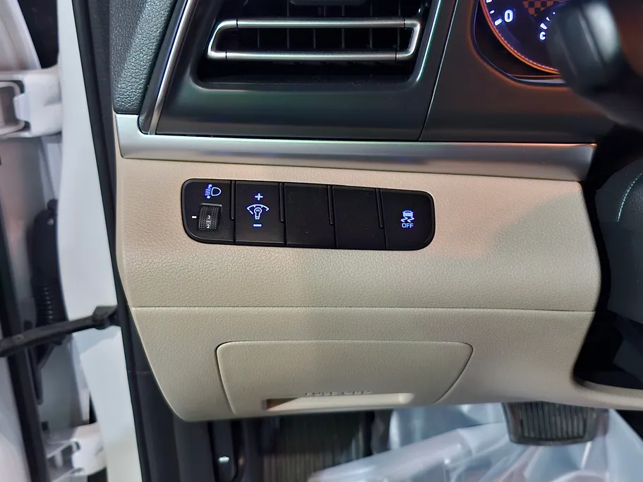 2020 Hyundai Elantra GL 