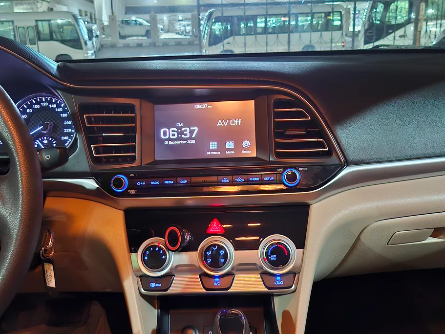 2020 Hyundai Elantra GL 