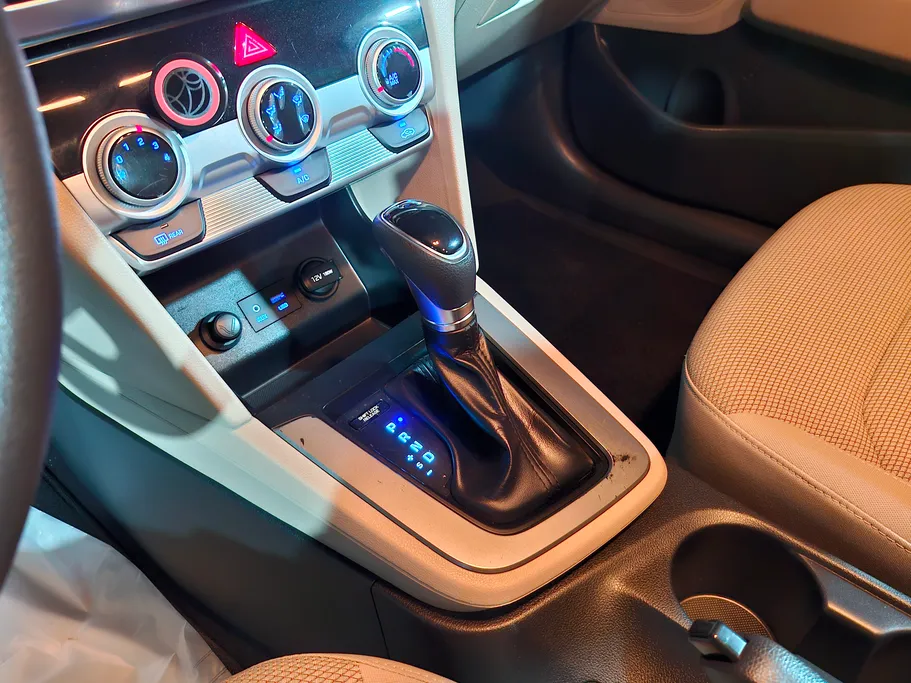 2020 Hyundai Elantra GL 