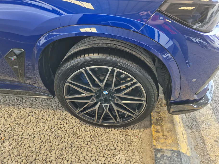 2020 BMW X Series  5 M 
