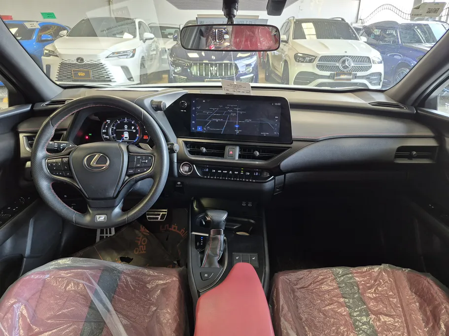 2023 Lexus UX 200 F-Sport  