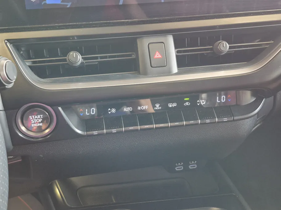 2023 Lexus UX 200 F-Sport  