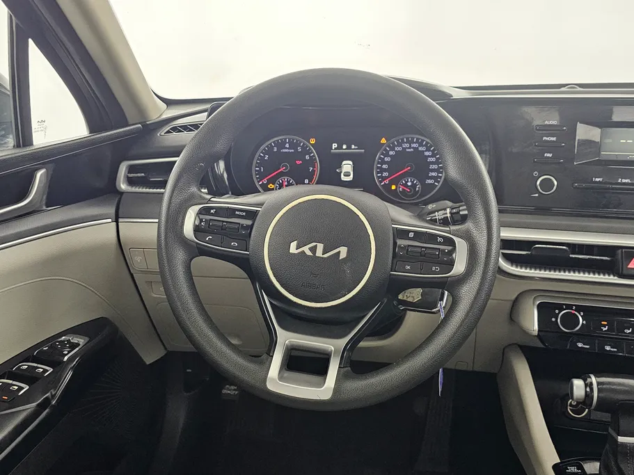 كيا K5 LX 2022 