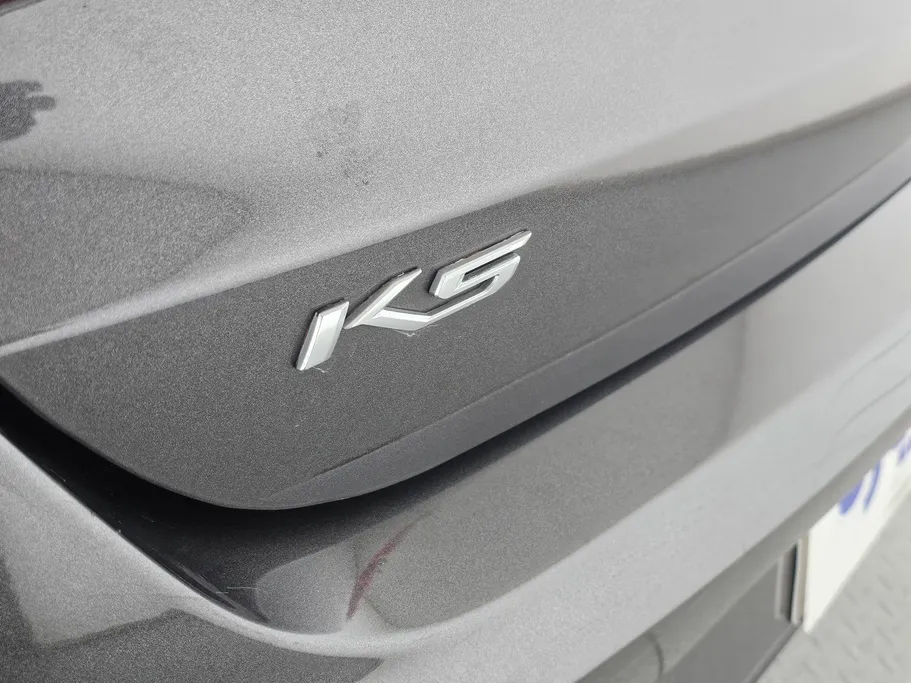 كيا K5 LX 2022 