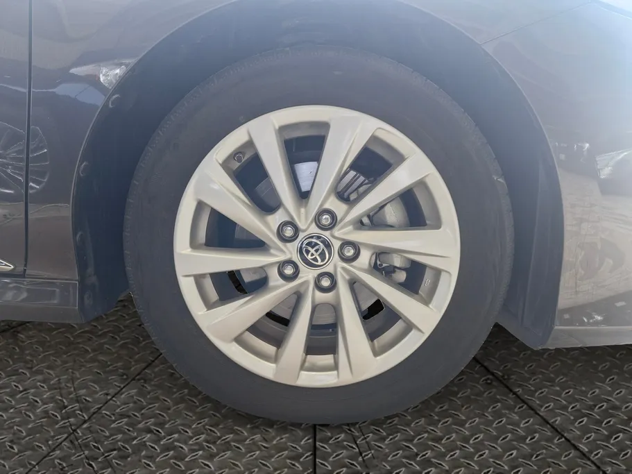 2024 Toyota Camry  GLEX 