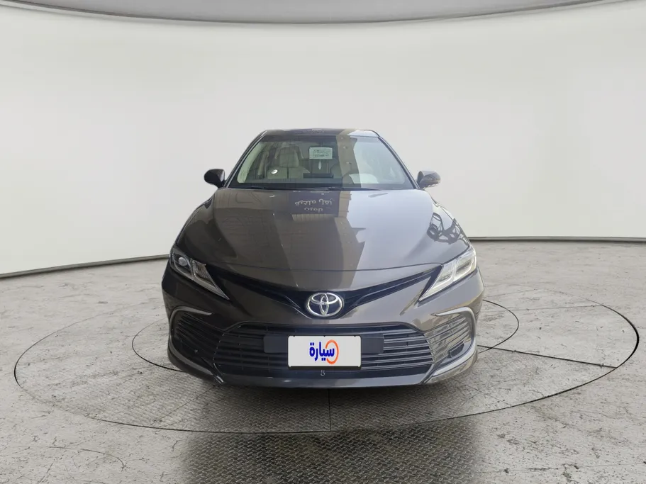 2024 Toyota Camry  GLEX 