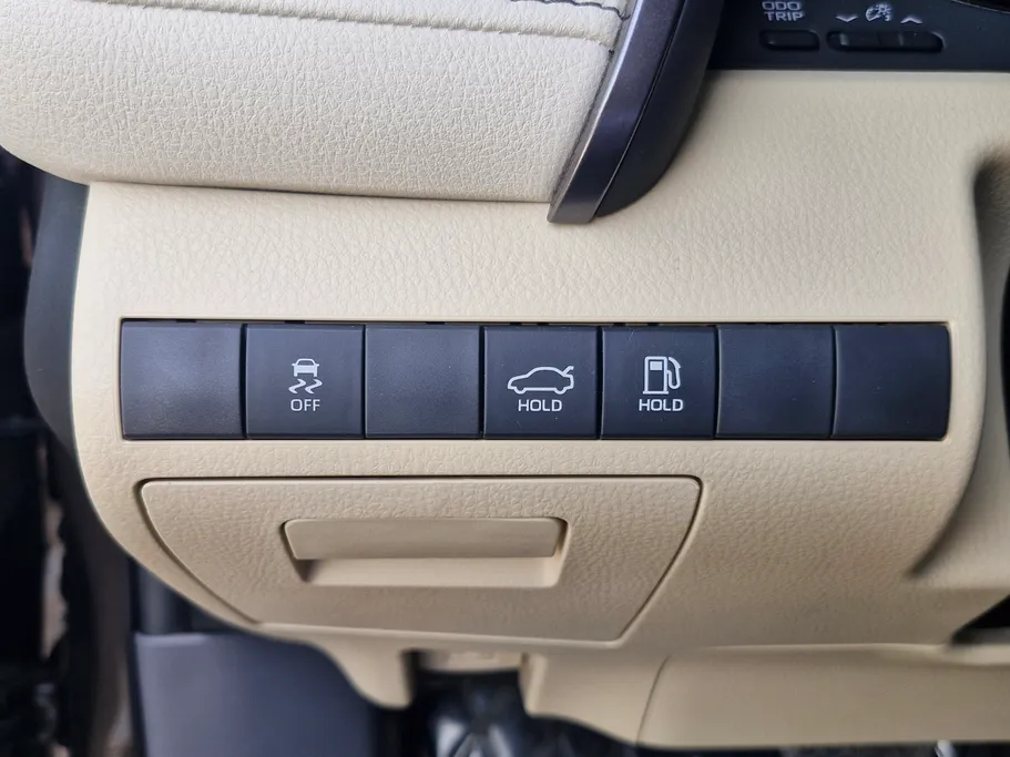 2024 Toyota Camry  GLEX 