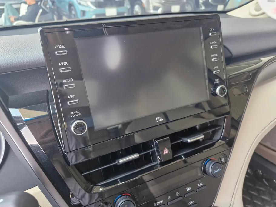 2024 Toyota Camry  GLEX 
