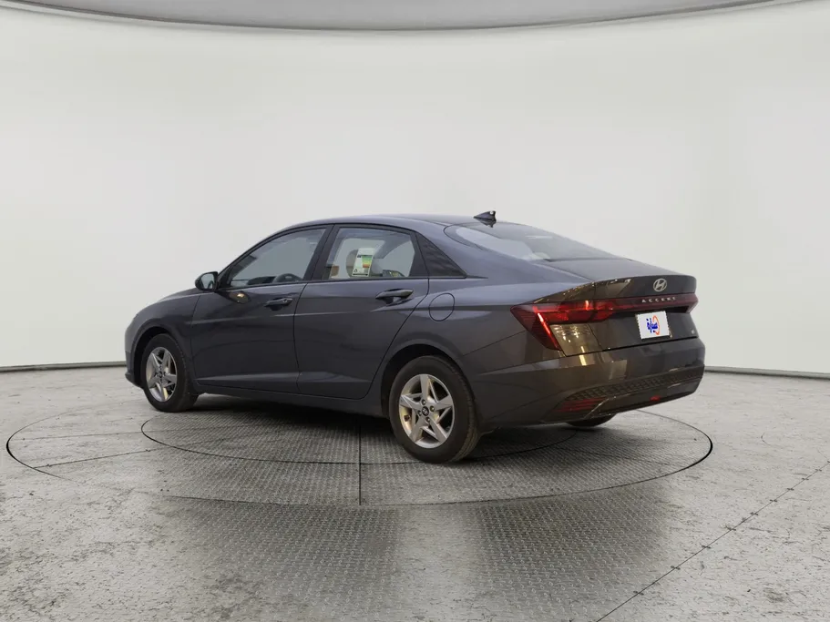 2024 Hyundai Accent Fleet 