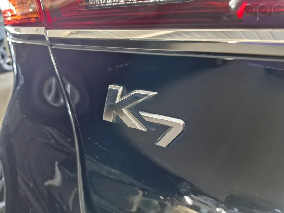 2020 Kia K7  