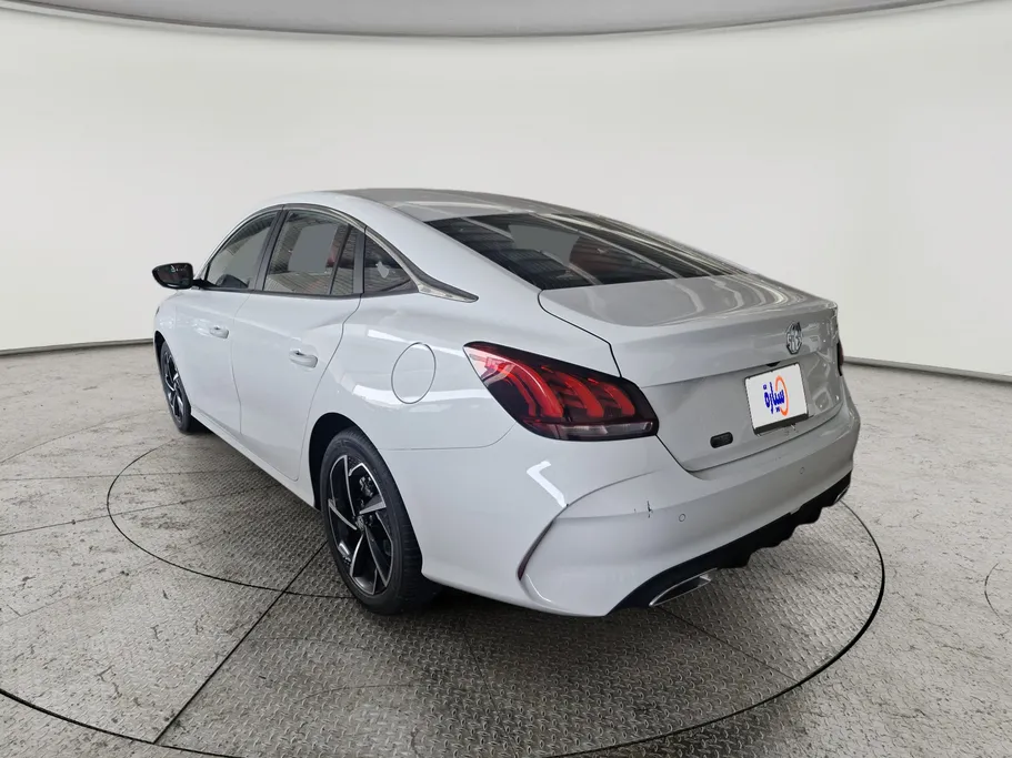 2023 MG GT LUX 