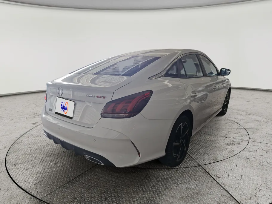 2023 MG GT LUX 