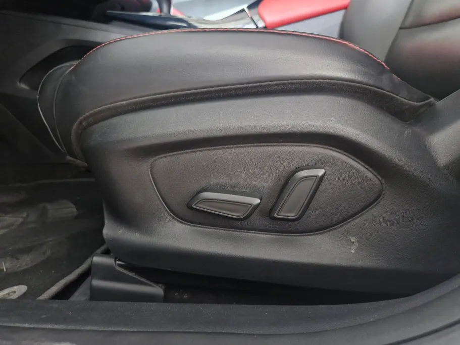 2023 MG GT LUX 