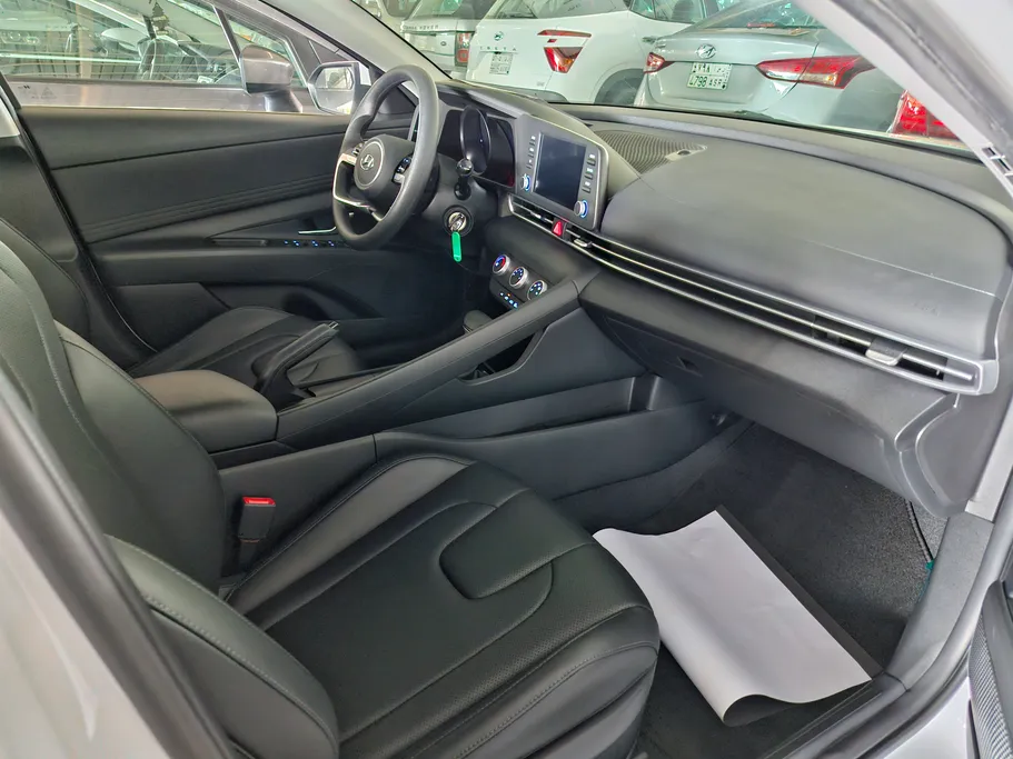 2023 Hyundai Avante  