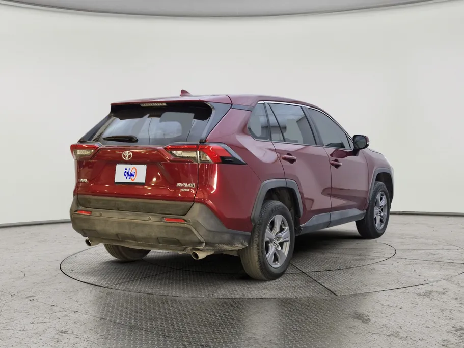 2023 Toyota RAV4 LE 