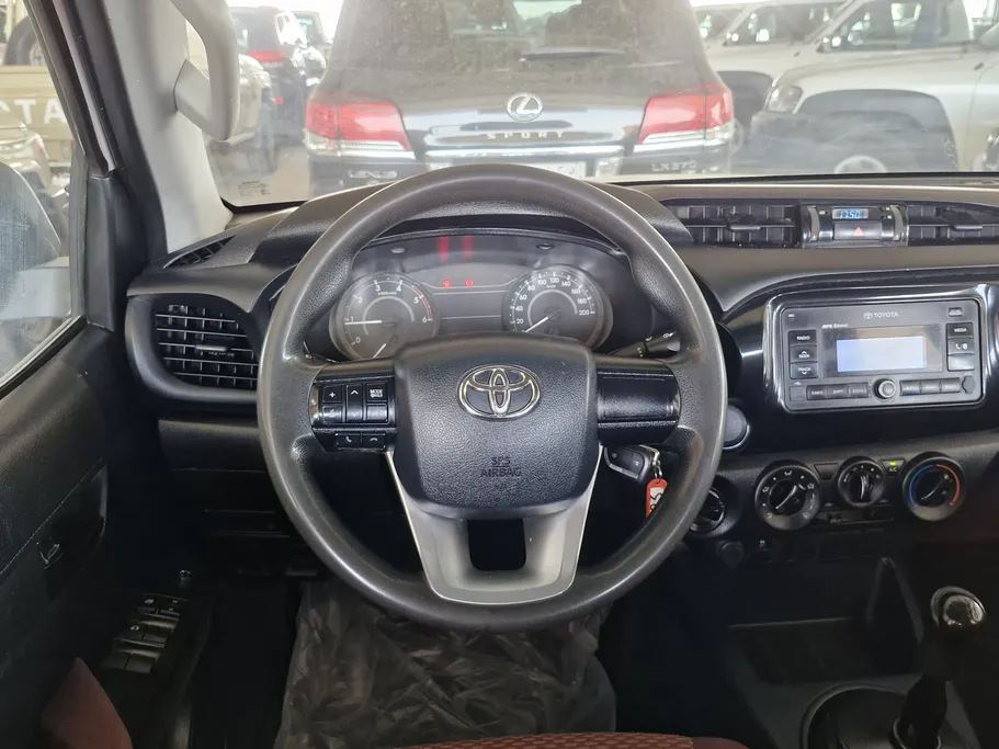 2022 Toyota Hilux GL2 